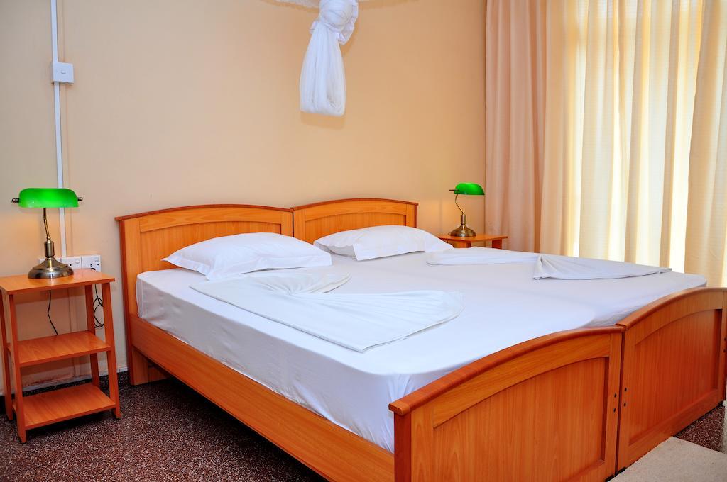 Hotel Melbourne Tourist Rest Anuradhapura Habitación foto